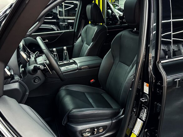 2025 Lexus LX 600 IV, чёрный - вид 11