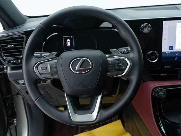2023 Lexus NX 250 II, серебристый, 6100000 рублей - вид 6