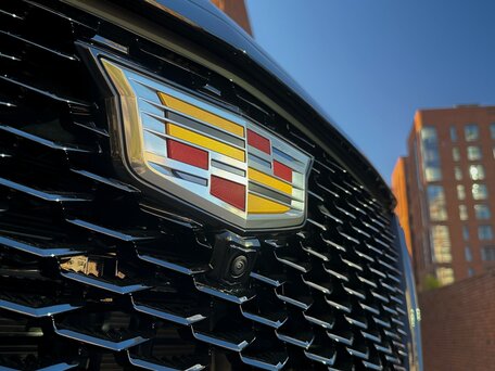 2025 Cadillac Escalade V Рестайлинг, чёрный, 19300000 рублей, вид 5