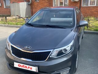 2017 Kia Rio III Рестайлинг, серебристый, 1179000 рублей, вид 2