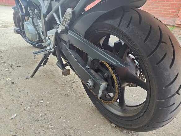 2005 Yamaha FZS600 Fazer, чёрный, 320000 рублей - вид 4