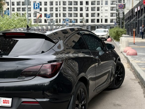 2014 Opel Astra GTC J Рестайлинг, чёрный, 1100000 рублей - вид 9