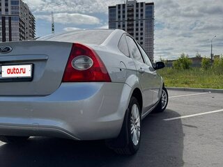 2011 Ford Focus II Рестайлинг, серебристый, 500000 рублей, вид 3