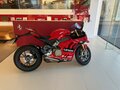 2023 Ducati Panigale V4, красный, 6900000 рублей - вид 2
