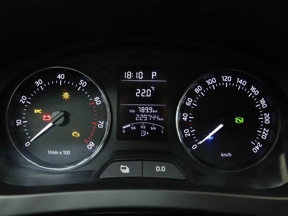 2014 Skoda Rapid Green Tec I, синий - вид 13