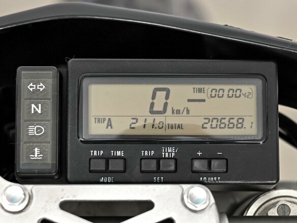 2010 Suzuki DR-Z 400 SM, чёрный, 625000 рублей - вид 8
