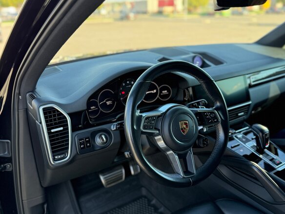 2018 Porsche Cayenne S III, чёрный, 5890000 рублей - вид 6