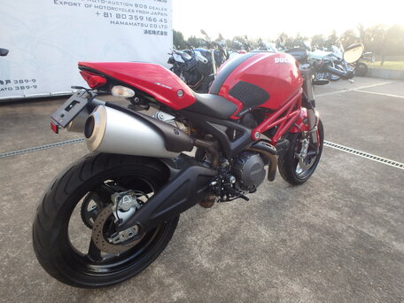 2013 Ducati Monster 696, красный, 530000 рублей, вид 3