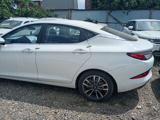 2023 JAC J7 I, белый, 1495000 рублей, вид 4