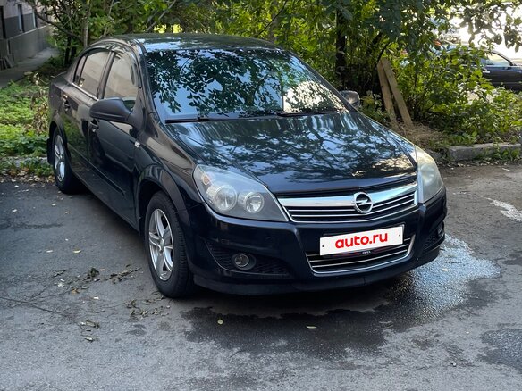2010 Opel Astra H Рестайлинг, чёрный, 415000 рублей - вид 2