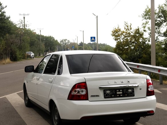 2018 Lada (ВАЗ) Priora I Рестайлинг, белый, 720000 рублей - вид 7