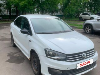 2017 Volkswagen Polo V Рестайлинг, белый, 520000 рублей, вид 3
