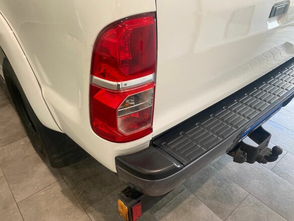 2012 Toyota Hilux VII Рестайлинг, белый, 1446000 рублей - вид 10
