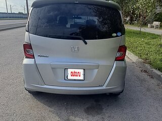 2013 Honda Freed I Рестайлинг, серый, 1109000 рублей, вид 4