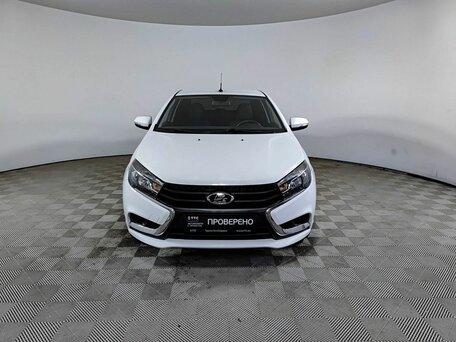 2020 Lada (ВАЗ) Vesta I, белый, 756000 рублей, вид 2
