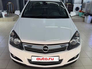 2012 Opel Astra H Рестайлинг, белый, 1300000 рублей, вид 2