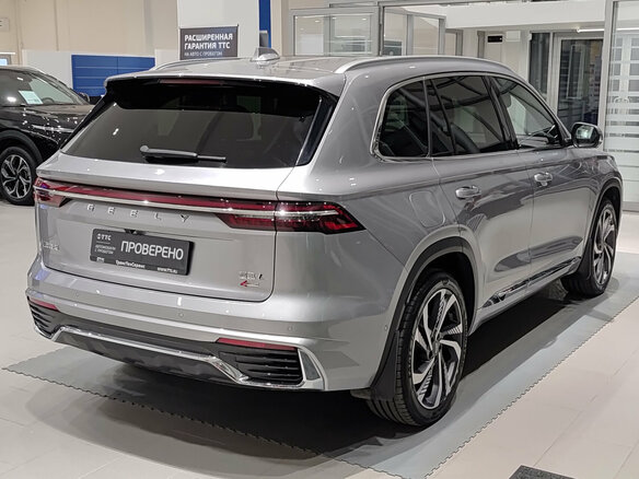 2023 Geely Monjaro I, серый, 3326000 рублей - вид 4