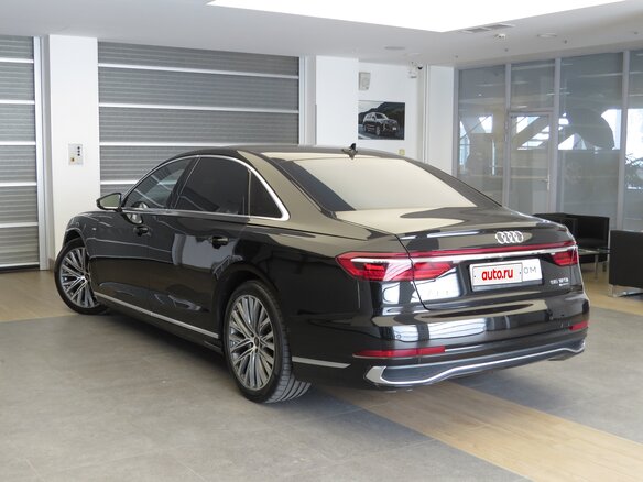 2022 Audi A8 Long 55 TFSI IV (D5) Рестайлинг, чёрный, 9900000 рублей - вид 3