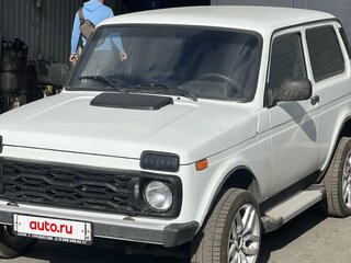 2015 Lada (ВАЗ) 2121 (4x4) I Рестайлинг, белый, 550000 рублей, вид 2