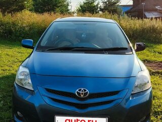 2005 Toyota Belta I, синий, 465000 рублей, вид 2