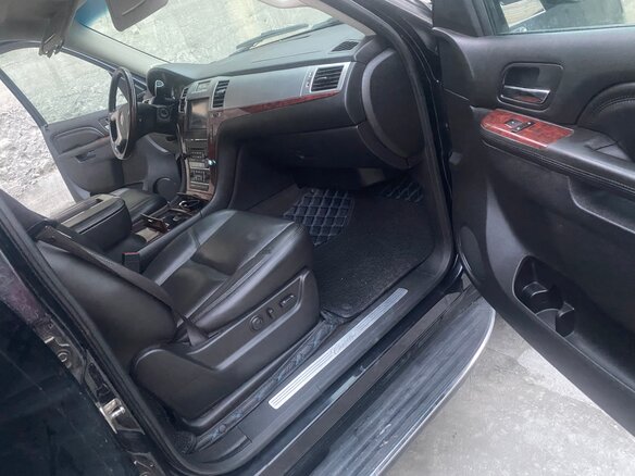 2012 Cadillac Escalade III, чёрный, 2500000 рублей - вид 8
