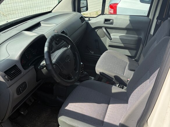 2003 Ford Transit Connect LWB I, белый, 300000 рублей - вид 5
