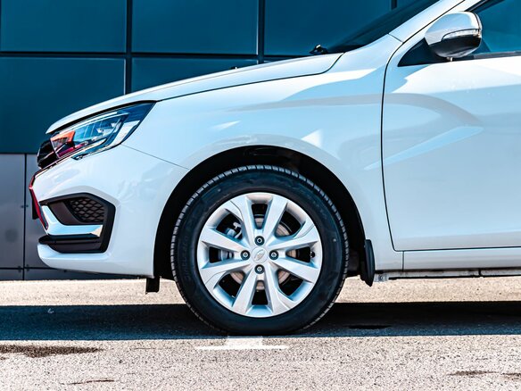 2026 Lada (ВАЗ) Vesta I Рестайлинг (NG), белый, 1785000 рублей - вид 9