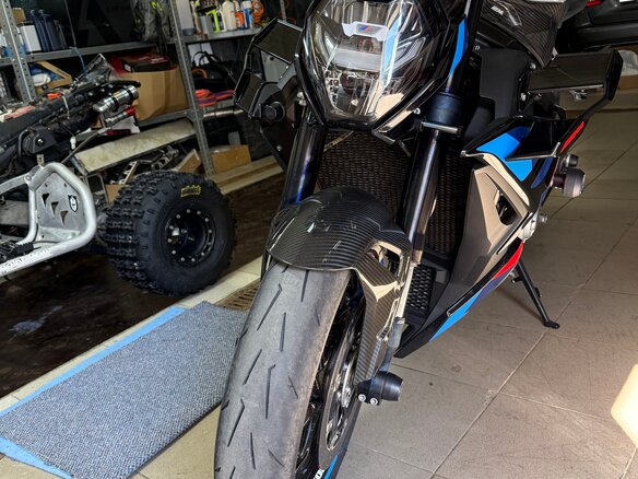 2023 BMW M 1000 R, чёрный, 2395000 рублей - вид 11