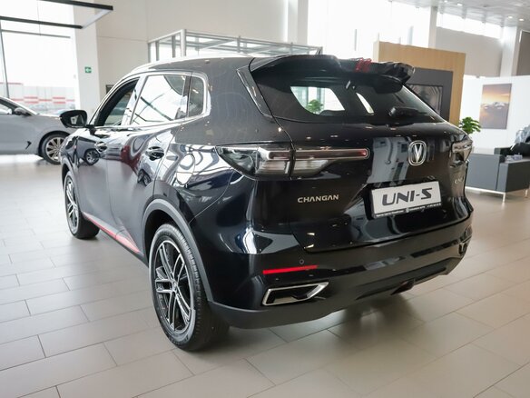2025 Changan UNI-S I, чёрный - вид 1