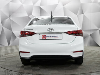 2018 Hyundai Solaris II, белый, 1109000 рублей, вид 4