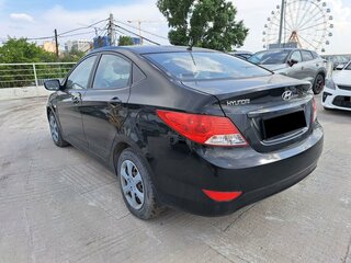 2014 Hyundai Solaris I, чёрный, 630000 рублей, вид 5