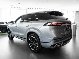2025 Jaecoo J8, серебристый, 4569000 рублей, вид 3