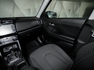 2025 Solaris HC, синий, 3593355 рублей, вид 5