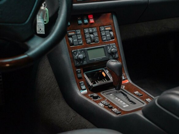 1994 Mercedes-Benz S-Класс 500 III (W140), серый, 25000000 рублей - вид 16