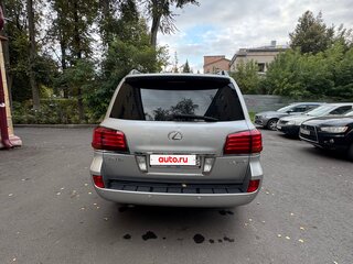 2011 Lexus LX 570 III, серебристый, 3600000 рублей, вид 3
