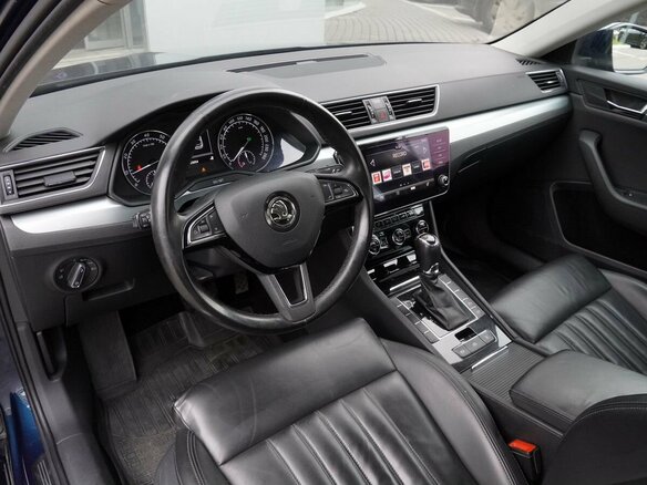 2018 Skoda Superb III, синий - вид 11