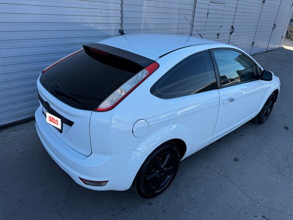 2008 Ford Focus II Рестайлинг, белый, 435000 рублей - вид 8