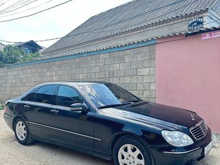 1999 Mercedes-Benz S-Класс 500 IV (W220), чёрный, 620000 рублей, вид 4