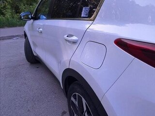 2019 Kia Sportage IV Рестайлинг, белый, 2350000 рублей, вид 5