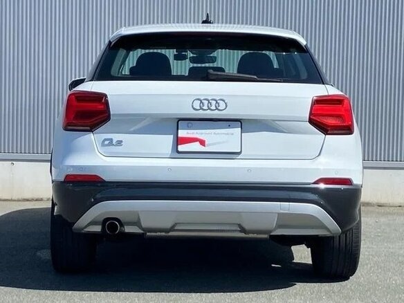 2020 Audi Q2 I, белый - вид 4