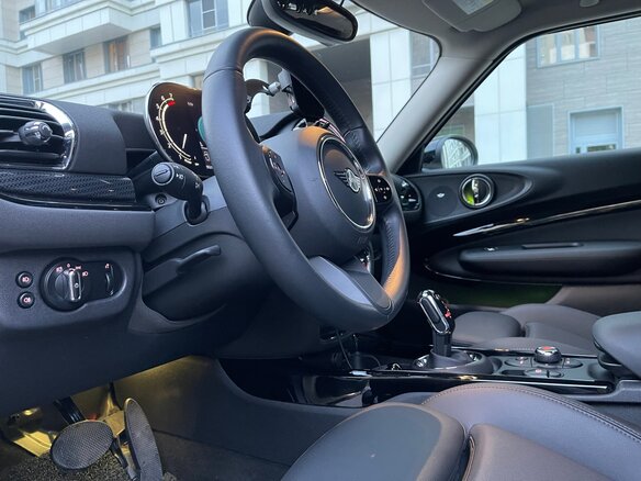 2021 Mini Clubman Cooper II Рестайлинг, бежевый - вид 9