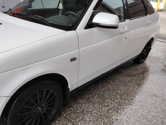 2012 Lada (ВАЗ) Priora I, белый, 350000 рублей - вид 2