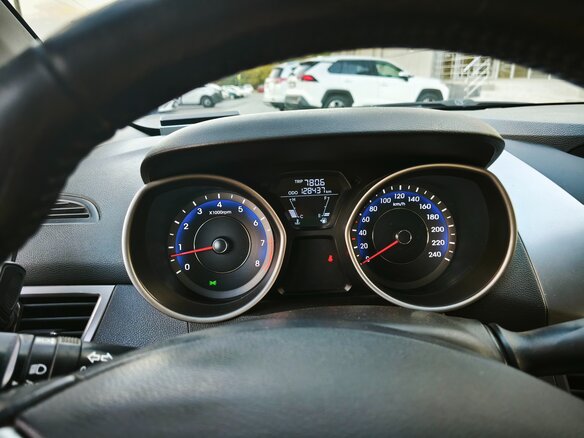 2012 Hyundai Elantra V (MD), серебристый - вид 10