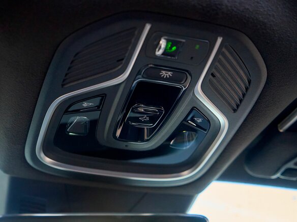 2026 Geely Monjaro I Рестайлинг, белый, 4855990 рублей - вид 28