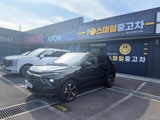 2023 Chevrolet TrailBlazer III Рестайлинг, чёрный, 1700000 рублей, вид 3