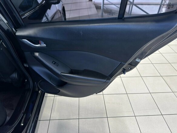 2013 Mazda 3 III (BM), чёрный, 1180000 рублей - вид 16