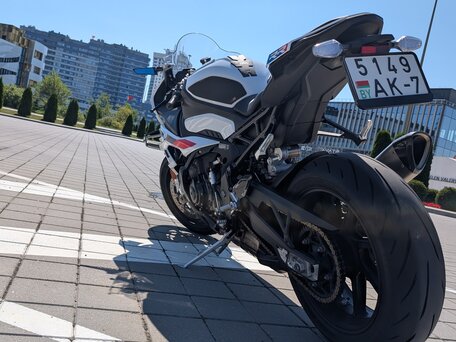 2023 BMW S 1000 RR, белый, 2050000 рублей, вид 5