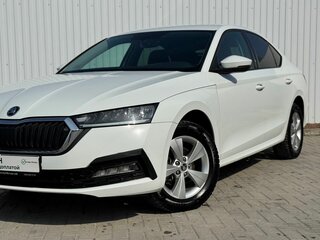 2021 Skoda Octavia IV (A8), белый, 2150000 рублей, вид 3