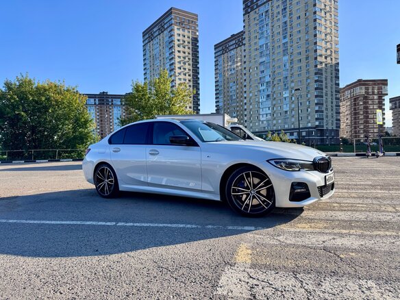 2019 BMW 3 серии 320d xDrive VII (G2x), белый, 4500000 рублей - вид 4