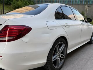 2016 Mercedes-Benz E-Класс 200 V (W213, S213, C238), белый, 1600000 рублей, вид 4